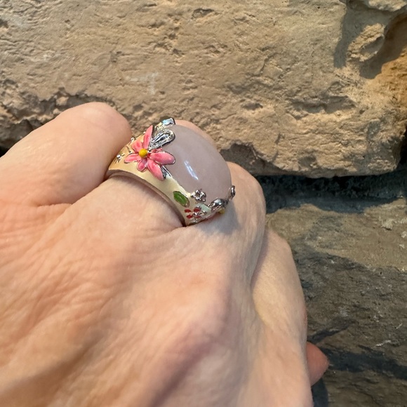 Statement Ring - Picture 3 of 11